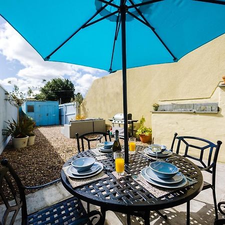 Flat 1 Flint House Tenby - 2 Bedroom - Garden - Dog Friendly Exterior foto